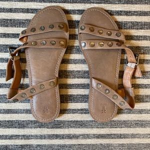 FRYE leather sandals in EXCELLENT condition!